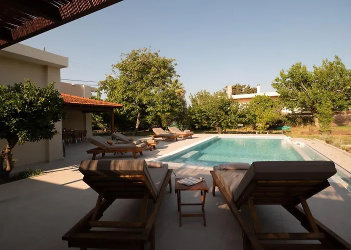 Casa Alini יאליסוס